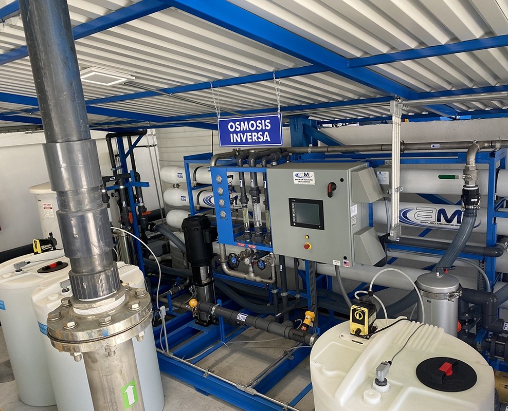 Zero Liquid Discharge Wastewater Treatment for Water Re-Use Applied Membranes Inc.
